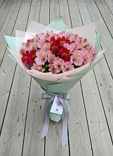 Букет цветов из:  Альстромерии в Учкекен