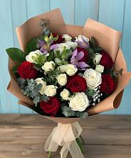 Букет цветов из:  Розы и Альстромерии в Учкекен