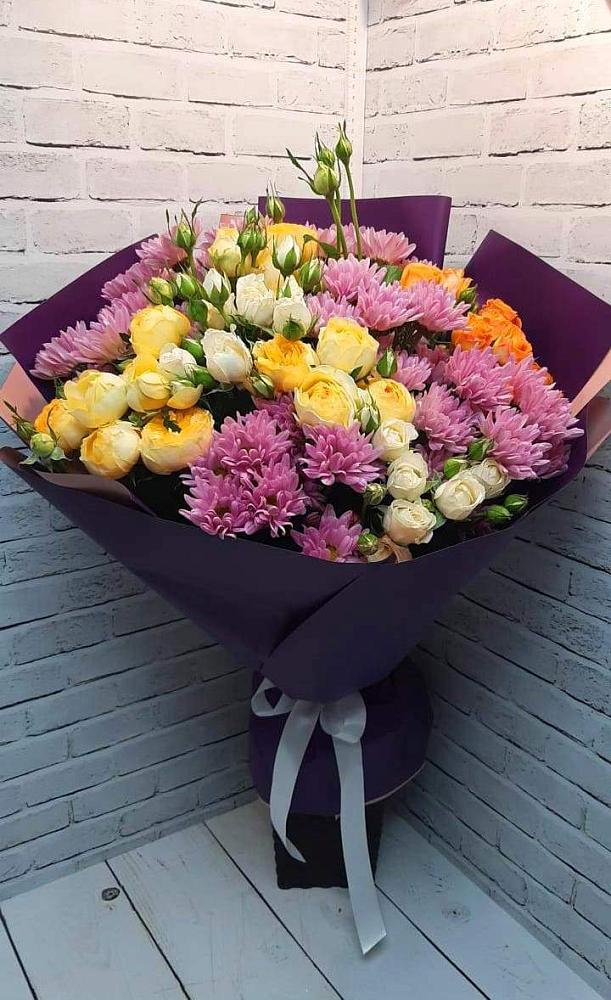 Букет цветов из: Хризантемы и Розы в Учкекен