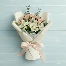 Букет цветов из:  Альстромерии в Учкекен