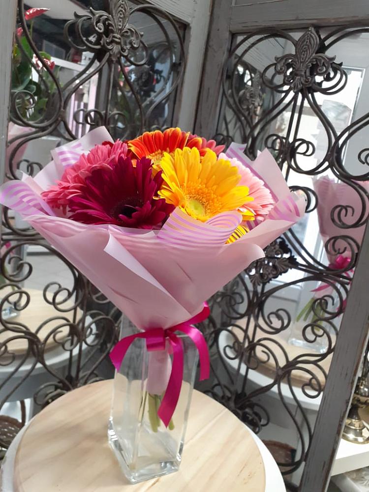 Букет цветов из: Герберы в Учкекен