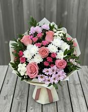 Букет цветов из:  Альстромерии, Гвоздики, Розы и Хризантемы в Учкекен