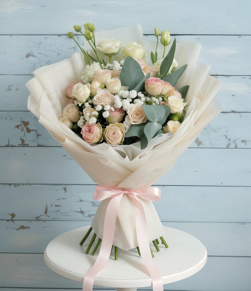 Букет цветов из: Розы и Лизиантусы в Учкекен