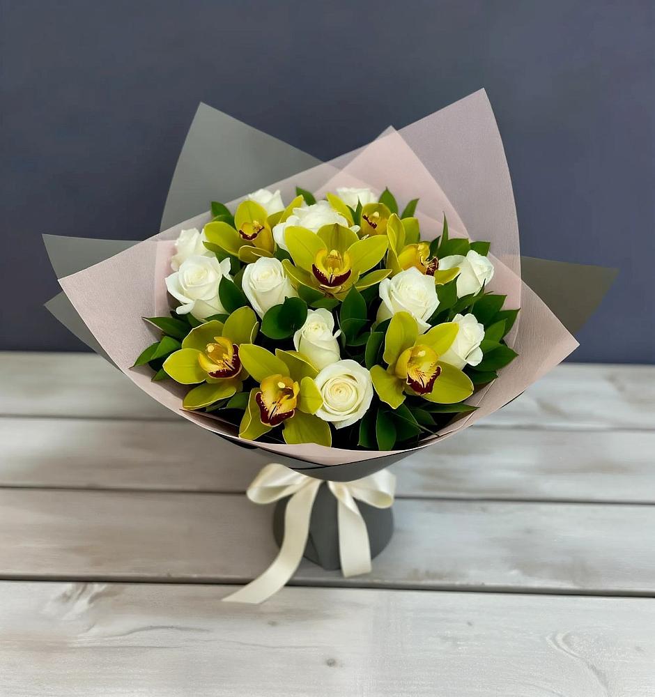 Букет цветов из: Орхидеи и Розы в Учкекен