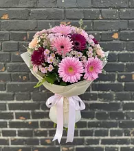 Букет цветов из:  Герберы и Хризантемы в Учкекен